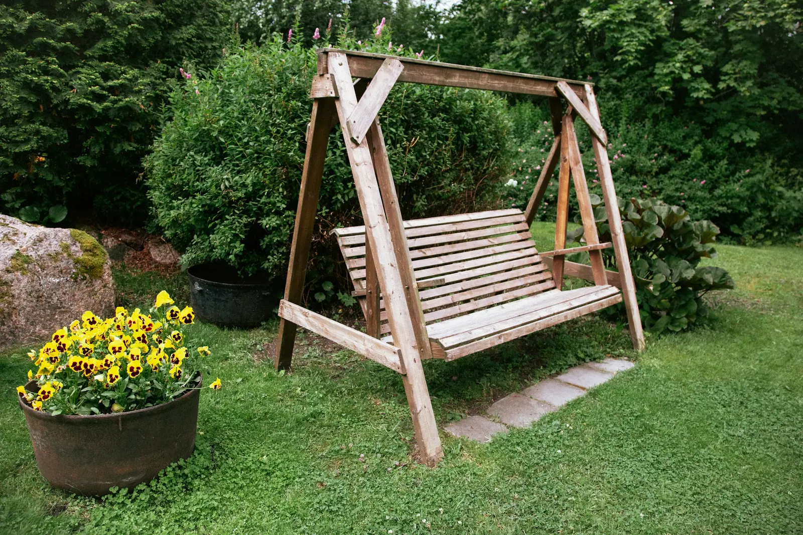 Jhoola Garden Swing — view 4